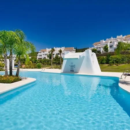 Al-114 - - Alcazaba Lagoon 2 Bed *